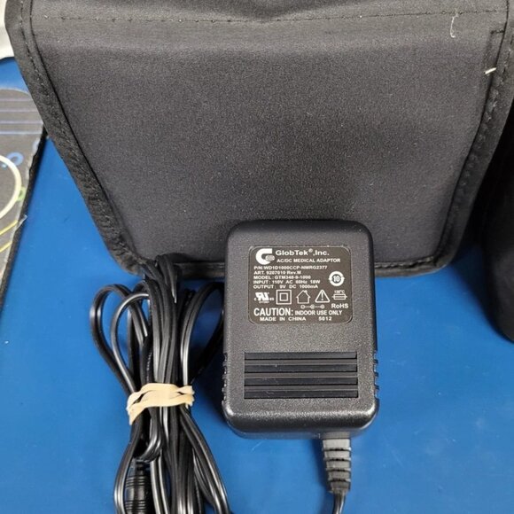 Medela Pump In Style Advanced Breast Pump with Bag & Other Accessories - Picture 9 of 12